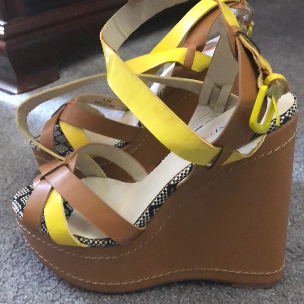 Wedges ! - Picture 2 of 3